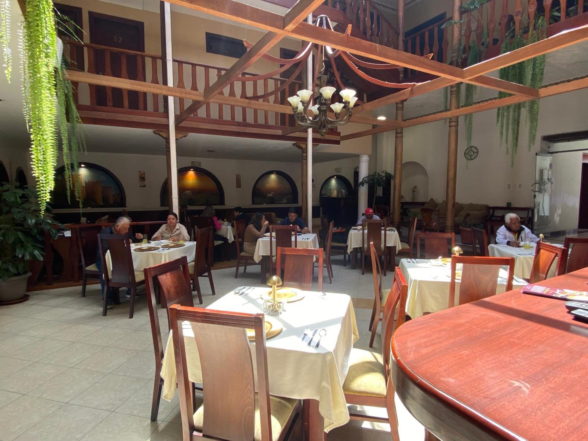 Hotel Coronel Cuenca Exterior photo